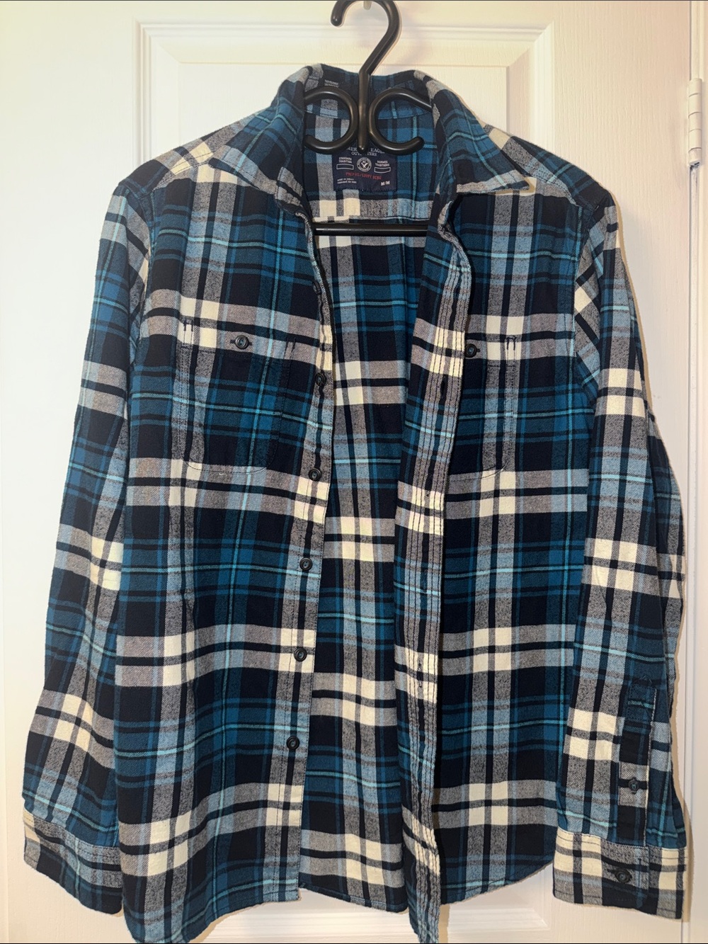 American Eagle Outfitters Blue and Black Plaid Shirt